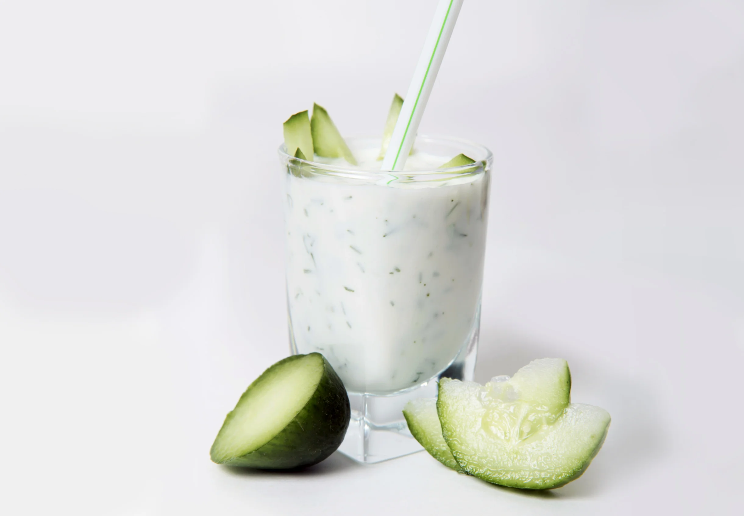 25-dieta-cu-iaurt-si-castravete