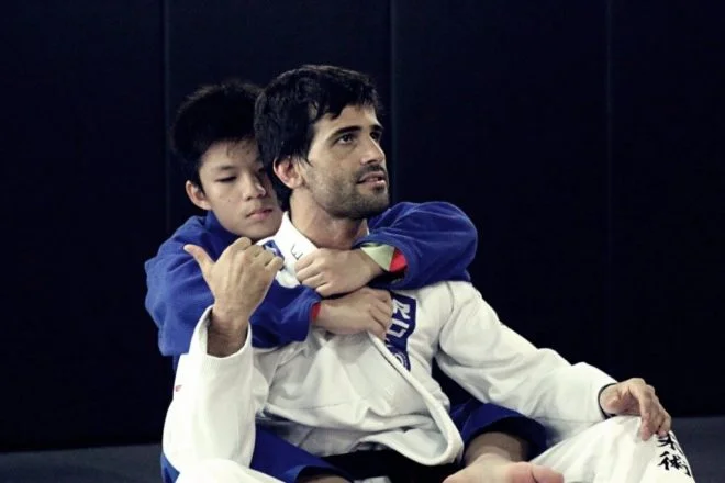 Tehnici Jiu Jitsu