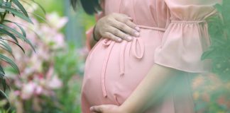 Histeroscopia – Permite diagnosticarea și tratarea diverselor patologii uterine