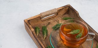Ceaiul din ace de pin – Are vitamine A, C și vindecă răceala