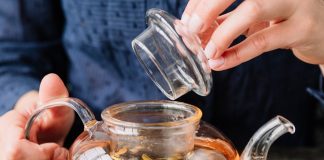 6 plante medicinale eficiente în terapia pentru bolile tractului gastrointestinal
