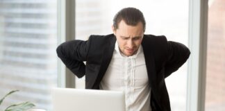 Stil de viață sedentar: strategii simple pentru o coloană sănătoasă, chiar și la birou